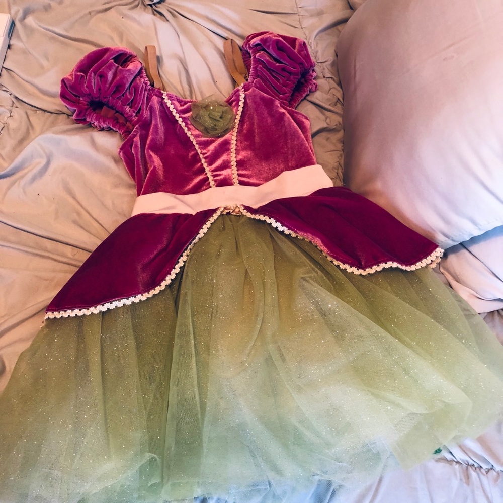 Revolution ana from frozen leotard